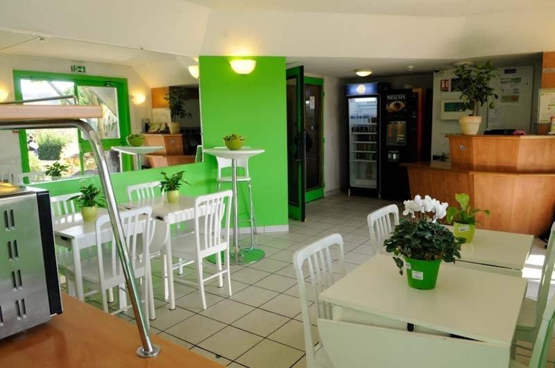 Lemon Hotel Tarascon Exterior foto